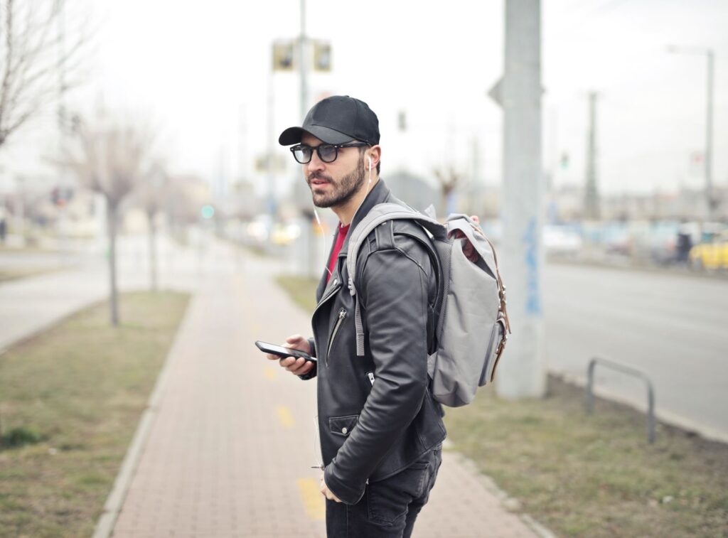 Reethym of Lite: Lightweight Leather in Music and Motion