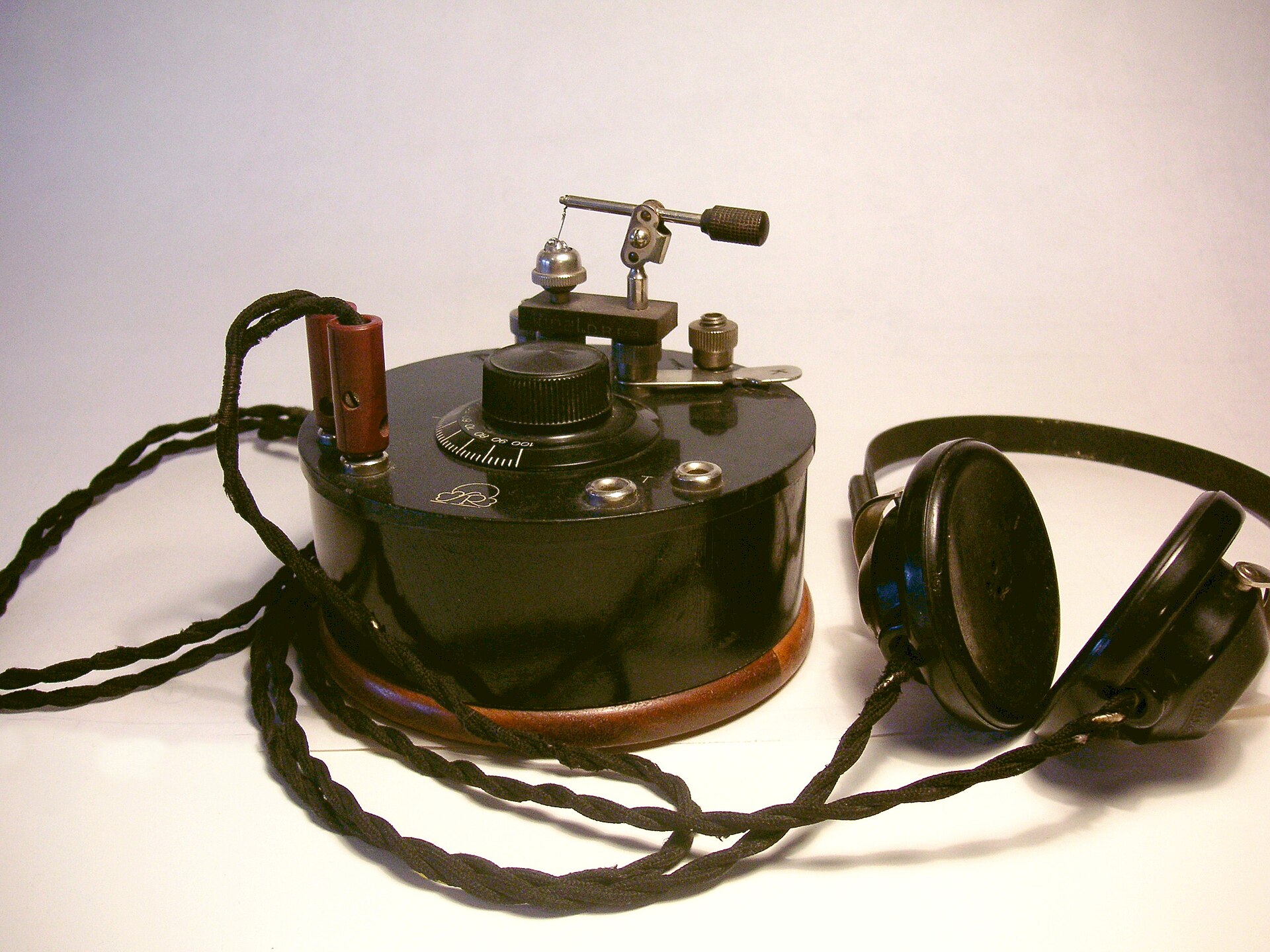 Vintage crystal radio